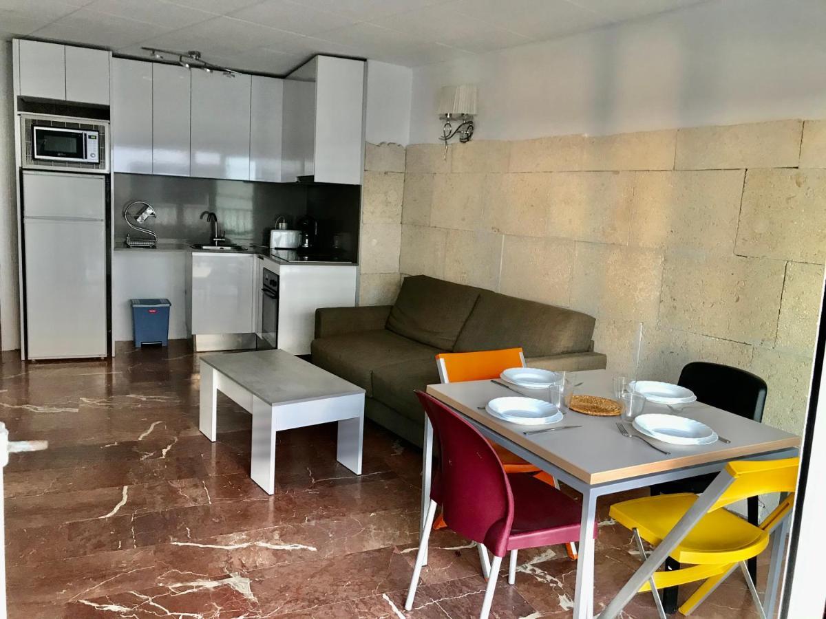 Palmeras - Apartamento En El Centro De Roses - Cerca De La Playa - Terraza - Wifi 외부 사진